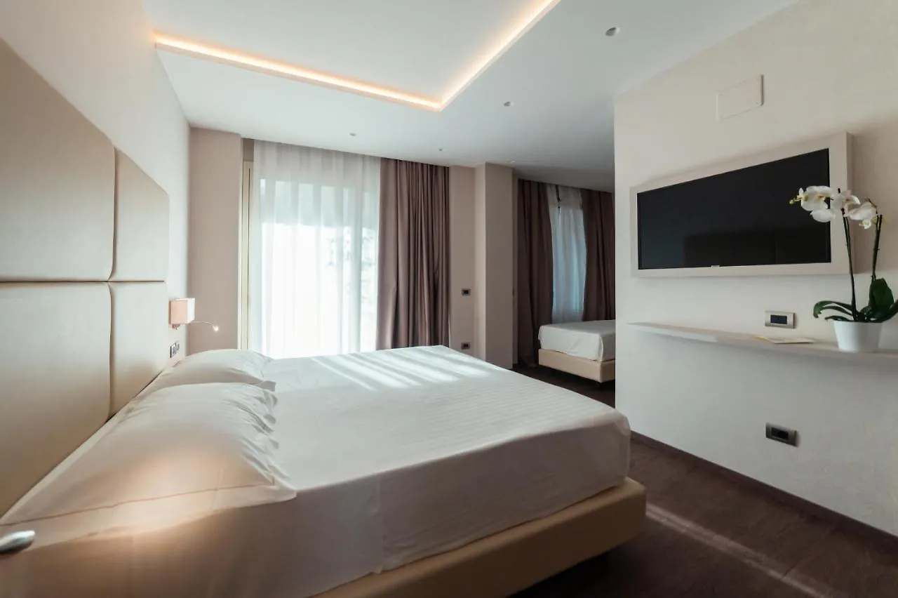 טאורמינה Hotel Continental